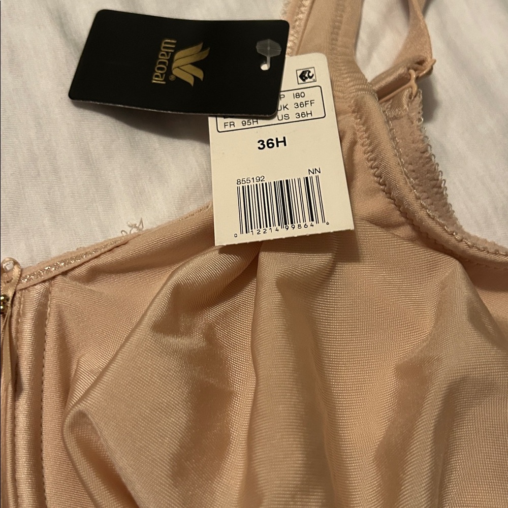 Wacoal Women's Underwire Bra - Sand - Picture 3 of 3